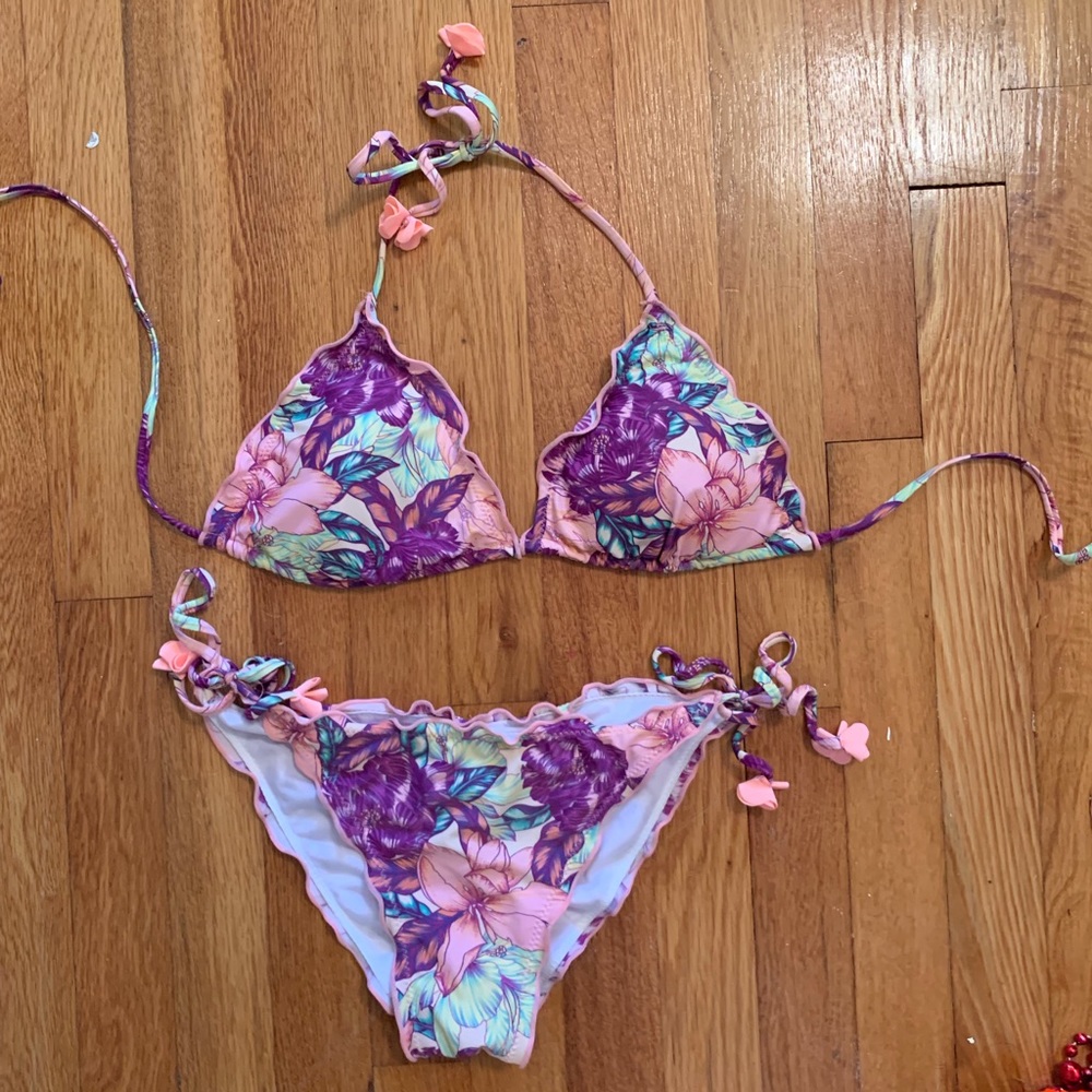 Swim suit